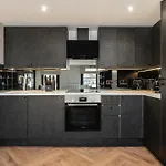 Boutique Edinburgh Apartment